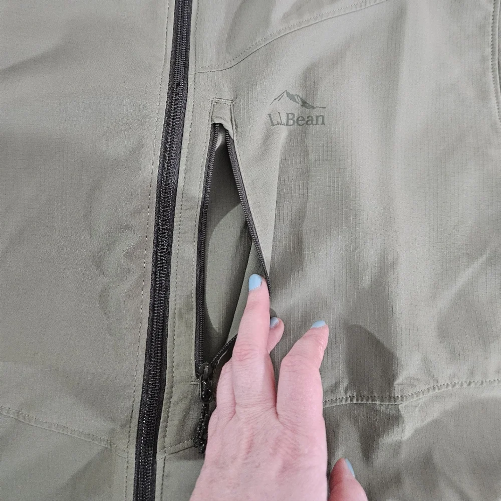 L.L. Bean Green Light Weight No Fly Zone Jacket Mens Size X Large